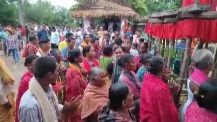 ବୌଦ୍ଧ ସଦର: ବାଦିକଟା ଗ୍ରାମରେ ଶ୍ରୀ ଦଧିବାମନ ମହାପ୍ରଭୁଙ୍କ ବାହୁଡ଼ା ଯାତ୍ରା ପାଳିତ