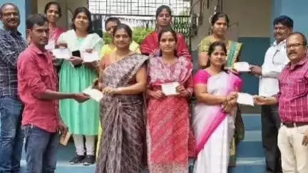 శంకరంపేట ఏ: ఉపాధ్యాయులకు పెండింగ్లో ఉన్న డీఎ, పీఆర్సీ వెంటనే చెల్లించాలి: ఉపాధ్యాయ సంఘం అధ్యక్షుడు రవి