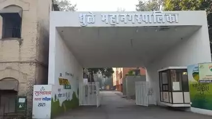 धुळे: साक्री रोड महापालिकेतील तीन निवृत्त कर्मचाऱ्यांनी केली आर्थिक फसवणूक, शहर पोलिसांत गुन्हा दाखल