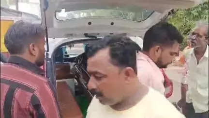जसो में बाइक के अनियंत्रित होकर फिसलने से गिरकर घायल हुई एक महिला, जिला अस्पताल लाते समय हुई मौत