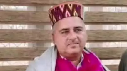 पांवटा साहिब: नगर निकाय शाहपुर से सेवानिवृत्ति के बाद प्रदीप कुमार को पांवटा साहिब नगर परिषद में किया गया सम्मानित