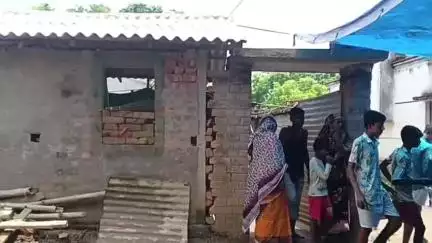 নানুর: কাটোয়ায় বোমা বিস্ফোরণে নিহত নানুরের সেহালার বরকত সেখ; ঘটনার অভিযোগ অস্বীকার তৃণমূলের
