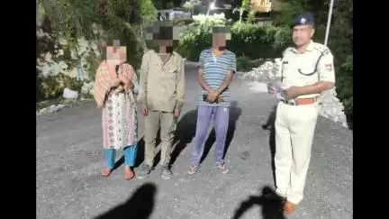 पिथौरागढ़: दिमागी रूप से अस्वस्थ गुमशुदा व्यक्ति को थाना नाचनी पुलिस ने अल्मोड़ा जनपद से किया सकुशल बरामद