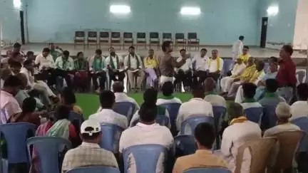 అసిఫాబాద్: పులుల సంరక్షణ పేరుతో ఆదివాసీలను వెళ్ళిగొట్టే  ప్రయత్నాన్ని ప్రభుత్వం మానుకోవాలి: తుడుందెబ్బ రాష్ట్ర అధ్యక్షుడు విజయ్