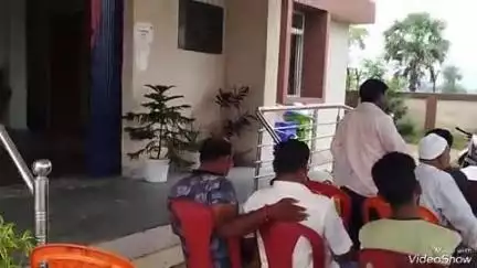सूर्यपुरा: सूर्यपुरा थाना परिसर में मोहर्रम पर्व को लेकर हुई शांति समिति की बैठक