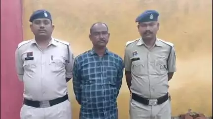 चांपा: चांपा के शासकीय उचित मूल्य दुकान में लाखों रुपए का चावल और नमक के गबन के मामले में आरोपी विक्रेता गिरफ्तार
