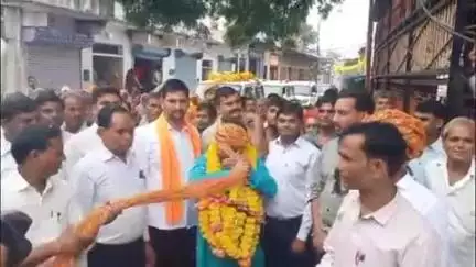 मनोहरथाना: चंदीपुर में विधायक गोविंद रानीपुरिया के जन्मदिन पर आयोजित रक्तदान शिविर में 192 यूनिट रक्तदान हुआ