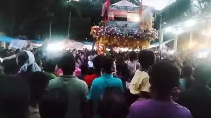 ময়নাগুড়ি: জগন্নাথ দেবের উল্টো রথ যাত্রায় ভক্তদের উপছে পড়া ভিড় ময়নাগুড়ি ব্লকের ভোটপাট্টিতে