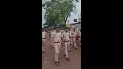ಹುಬ್ಬಳ್ಳಿ ನಗರ: ಹುಬ್ಬಳ್ಳಿಯಲ್ಲಿ ಮೊಹರಂ ಹಬ್ಬದ ಹಿನ್ನಲೆ ಪೊಲೀಸ್ ಪಥಸಂಚಲನ
