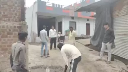 रतलाम: बेरछा ग्राम पंचायत में सीसी रोड निर्माण पर अवैध निर्माण के आरोप, एक व्यक्ति ने की शिकायत