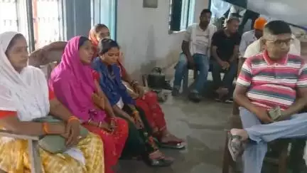 बेतिया: बलिराम भवन में एटक की बैठक, 9 जुलाई की राष्ट्रव्यापी हड़ताल को सफल बनाने की बनी रणनीति