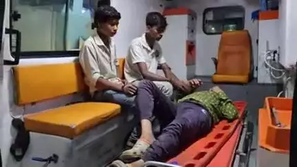 बैतूल: मरामझिरी रेलवे स्टेशन के पास बाइक स्लिप होने से व्यक्ति गंभीर रूप से घायल