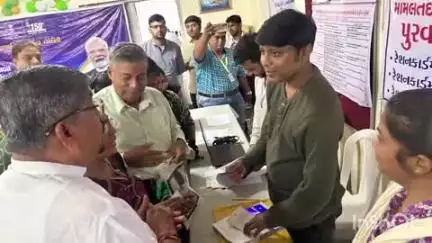 ચીખલી: ચીખલી તાલુકાના રેઠવાણીયા ગામે ધરતી આંબા જન ભાગીદારી અભિયાન કાર્યક્રમ યોજાયો ધારાસભ્ય નરેશ પટેલ ઉપસ્થિત રહ્યા