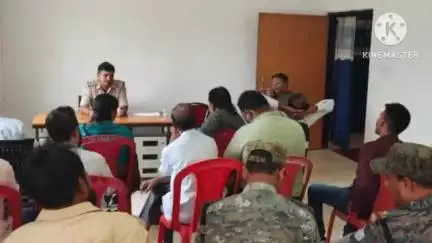 कर्रा: जरियागढ़ थाना परिसर में मोहर्रम को लेकर शांति समिति की बैठक की गई