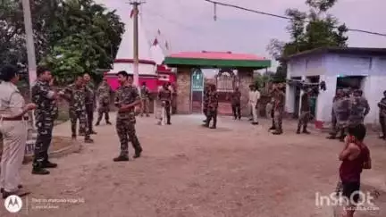 मेहरमा: मेहरमा व बलबड्डा थाना पुलिस ने मैनाचक सहित कई गांवों में किया फ्लैग मार्च