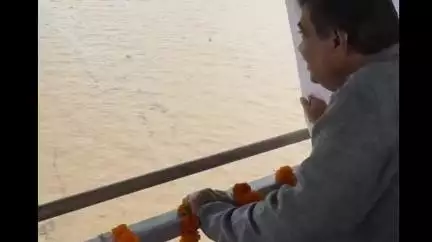 भंडारा: शहरालगतच्या वैनगंगा नदीवर केंद्रीय मंत्री नितीन गडकरी यांनी केले जलपूजन व बायपासची पाहणी