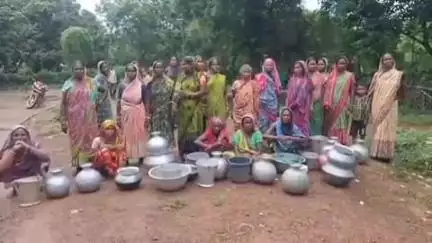 ଆନନ୍ଦପୁର: ଝଣଝଣା ଗ୍ରାମରେ ପାନୀୟ ଜଳ ସମସ୍ୟା , ୨ଶହ ପରିବାରକୁ ଗୋଟିଏ ନଳକୂପ,#jansamasya