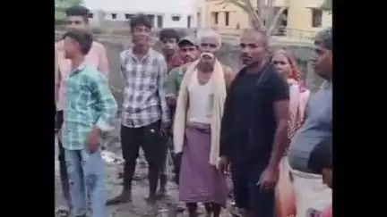 बलरामपुर: सिसई में विकास कार्यों को लेकर प्रधान पर भेदभाव का आरोप, कहा- जहां नहीं मिला वोट, वहां नहीं होगा काम