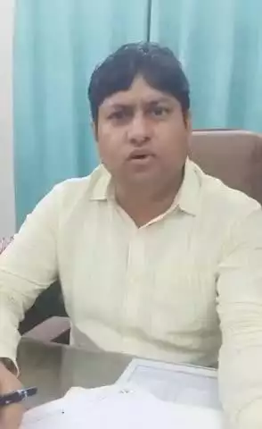 अरियरी: शेखपुरा में नए डीईओ तनवीर आलम ने पदभार संभाला, शिक्षकों के हित में कार्य करने का लिया संकल्प