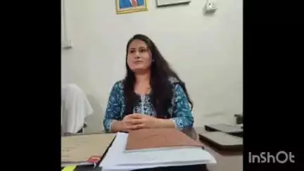 रतनी फरीदपुर: शनिवार को प्रखंड में नए बीडीओ ने पदभार ग्रहण किया, कर्मियों ने बुके देकर किया स्वागत