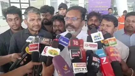 ஆலந்தூர்: விஜய் அதிமுகவை வெளிப்படையாக எதிர்க்காதது ஏன் - விமான நிலையத்தில் திருமாவளவன் கேள்வி