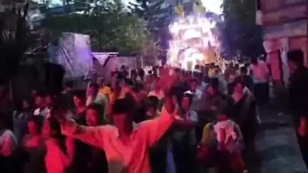 বারুইপুর: বারুইপুরের উল্টোরথে দেখা গেল বিদেশীনিদের