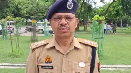 भिनगा: शंकरपुर निवासी महिला ने एक युवक पर बेटी से छेड़छाड़ का लगाया आरोप, आरोपी गिरफ्तार, एसपी ने भिनगा में दी जानकारी