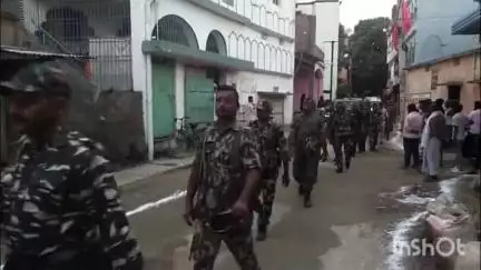 हाजीपुर: वैशाली SP ने मोहर्रम पर्व को लेकर दल-बल के साथ हाजीपुर शहर में किया फ्लैग मार्च