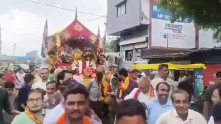 पचोर: पचोर नगर में पहली बार निकली भगवान जगन्नाथ जी की रथ यात्रा, सांसद और नपा अध्यक्ष ने खींचा रथ