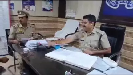 मोठ: अपर पुलिस अधीक्षक ने कानून व्यवस्था को लेकर गुरसरांय थाने में बैठक की, नगर में निकलने वाले ताजिया के लिए परखी व्यवस्थाएं