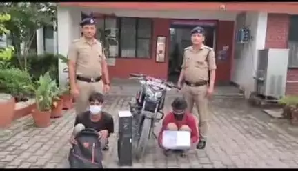 ऋषिकेश: लेबर कॉलोनी से आने वाले रोड पर दो चोर गिरफ्तार, दोनों हरिद्वार के निवासी