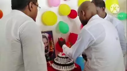 कुढ़नी: कुढनी प्रखंड में पूर्व केंद्रीय मंत्री स्वर्गीय रामविलास पासवान का जयंती समारोह मनाया गया