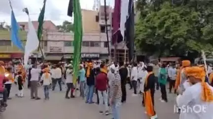 गढ़वा: गढ़वा शहर में मुहर्रम पर निकला छोटकी चौकी का जुलूस, या हसन-या हुसैन की सदाओं से गूंजा शहर