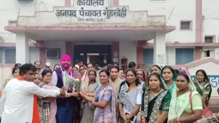 गुण्डरदेही: गुण्डरदेही जनपद कार्यालय में सरपंच संघ का चुनाव संपन्न, सर्वसम्मति से अध्यक्ष बने लेख राम साहू
