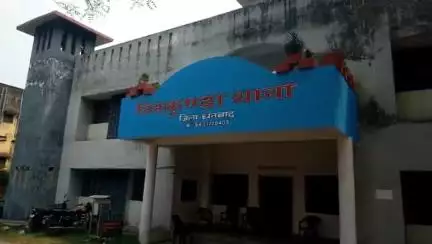एगारकुंड: मोहर्रम पर्व को शांतिपूर्ण माहौल में कराने के लिए वरीय पुलिस अधीक्षक के निर्देश पर चिरकुंडा थाना अलर्ट