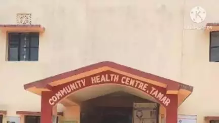 तमाड़ 1: तमाड़ बाजार के पास अज्ञात टेंपो की टक्कर से युवक घायल