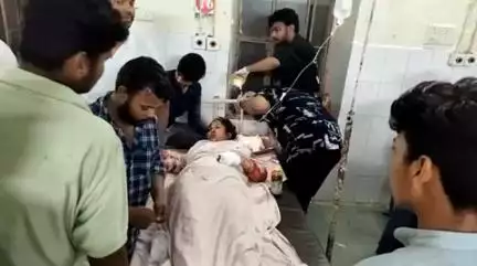 टोंक: टोंक में आज शाम करीब 5 बजे पिता ने बेटे, बहू और पोतों पर किया जानलेवा हमला, फिर देखिए क्या हुआ