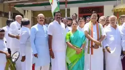 மயிலாடுதுறை: "லாக்கப் டெத் விஷயத்தில் தமிழக முதல்வர் பல்வேறு நடவடிக்கை எடுத்துள்ளார்" Ex மத்திய அமைச்சர் தங்கபாலு பேட்டி