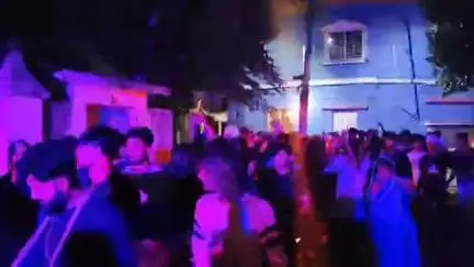 ময়ূরেশ্বর ১: মহরমকে কেন্দ্র করে মল্লারপুর ১৪ নম্বর জাতীয় সড়কে DJ বক্স নিয়ে শোভাযাত্রার আয়োজন