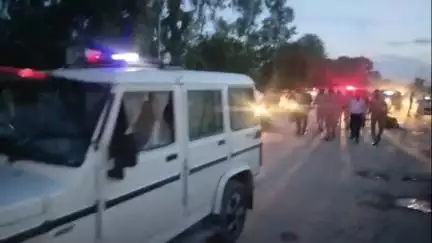 कैलारस: मोहर्रम त्यौहार को लेकर पुलिस और प्रशासन की संयुक्त टीम ने शहर में निकाला फ्लैग मार्च, दी चेतावनी