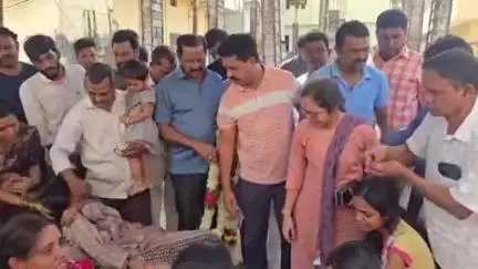 సిరిసిల్ల: పట్టణంలో టీవీ9 ప్రసాద్ గుండెపోటుతో మృతి... పలువురు నాయకుల సంతాపం