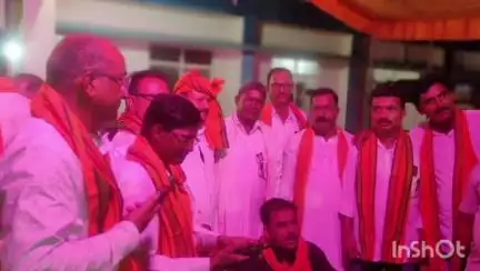 भीमपुर: छिंदवाड़ा सांसद पैदल यात्रा पर निकले, चिल्लोर पहुंचने पर भक्तों ने किया भव्य स्वागत