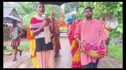 ପରଜଙ୍ଗ: ପଦ୍ମପୋଖରୀ ଗାଁରେ ଶନିବାର ବାହୁଡା ଯାତ୍ରା ଆରମ୍ଭ ହୋଇଛି ଭକ୍ତଙ୍କ ଗହଣରେ ଯାଉଛନ୍ତି ଠାକୁର ।