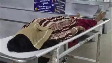 गिरिडीह: बाभन टोली गार्डना गली में बबीता कुमारी ने मानसिक तनाव में फांसी लगाई, अस्पताल में हुई पुष्टि