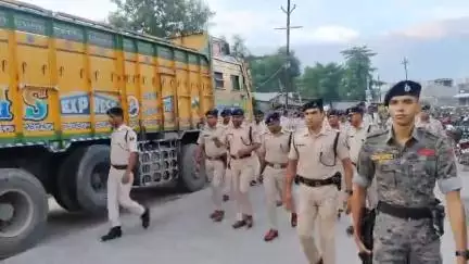 मोहर्रम पर्व को लेकर पुलिस अधीक्षक महोदय सुपौल का नेतृत्व में फ्लैग मार्च किया गया।