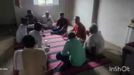 नसरुल्लागंज: लाड़कुई में प्रजापति समाज की बैठक, आने वाले त्योहारों पर हुई चर्चा