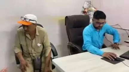 હારીજ: અડીયા જતી બસમાં કચરો સળગાવવા મામલે કંડકટર સામે કાર્યવાહી કરાઈ,સસ્પેન્ડ કરાયો
