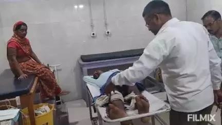 मुरैना: घुरघान गांव के पास मंदिर में प्रदर्शन करने जा रहे दो बाइक सवारों की टक्कर, एक ही परिवार के तीन घायल