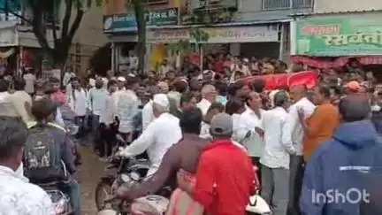निफाड: कसबे सुकेणेत शाळकरी मुलीच्या अपहरणप्रकरणी अखेर तिघांवर विनयभंग व पोक्सो गुन्हा दाखल, ओझर पोलिसांची माहिती