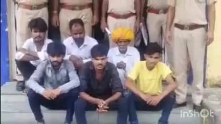 किशनगढ़: किशनगढ़ थाना पुलिस ने बरना गांव में घर में घुसकर गंभीर मारपीट करने वाले 6 आरोपियों को किया गिरफ्तार